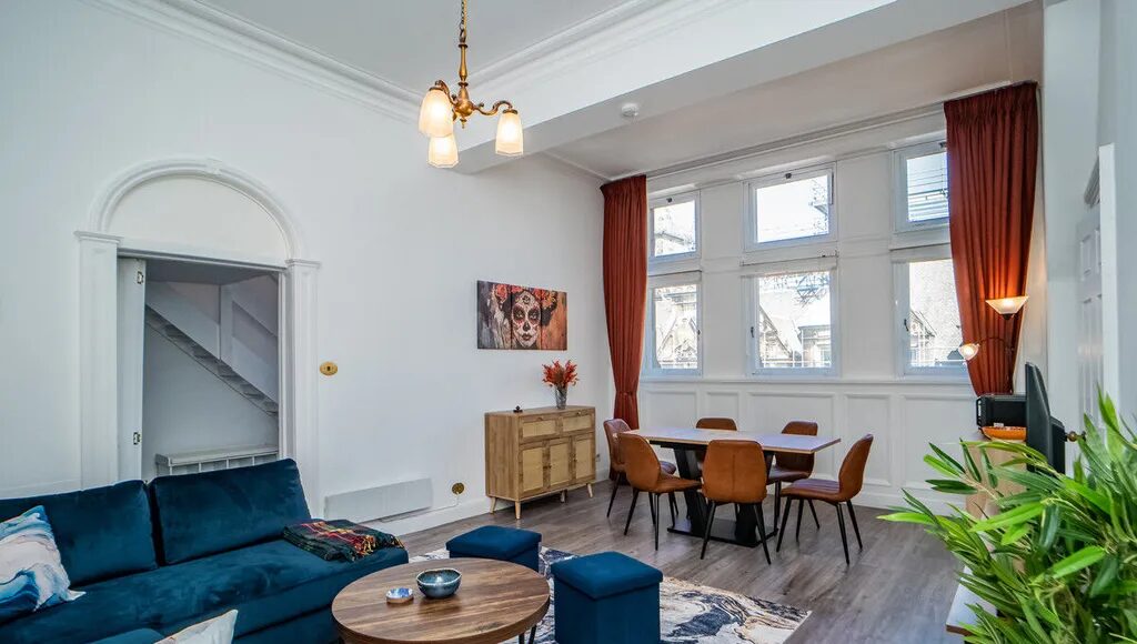 Royal Mile Mansions Apt 1