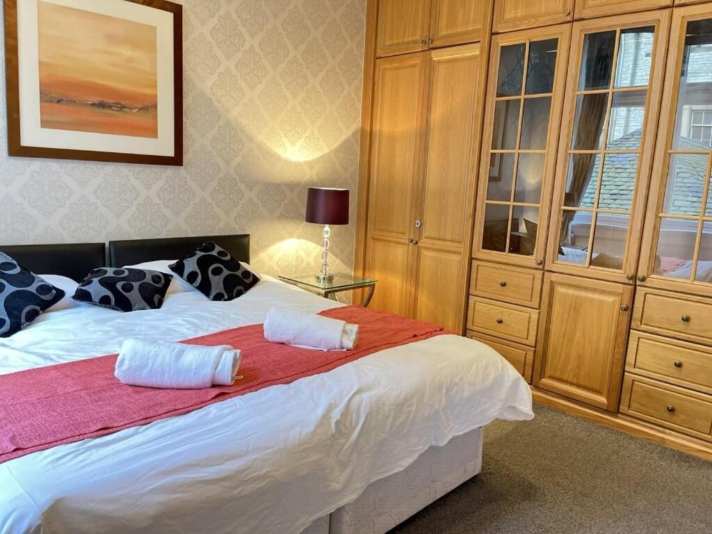 King bedroom